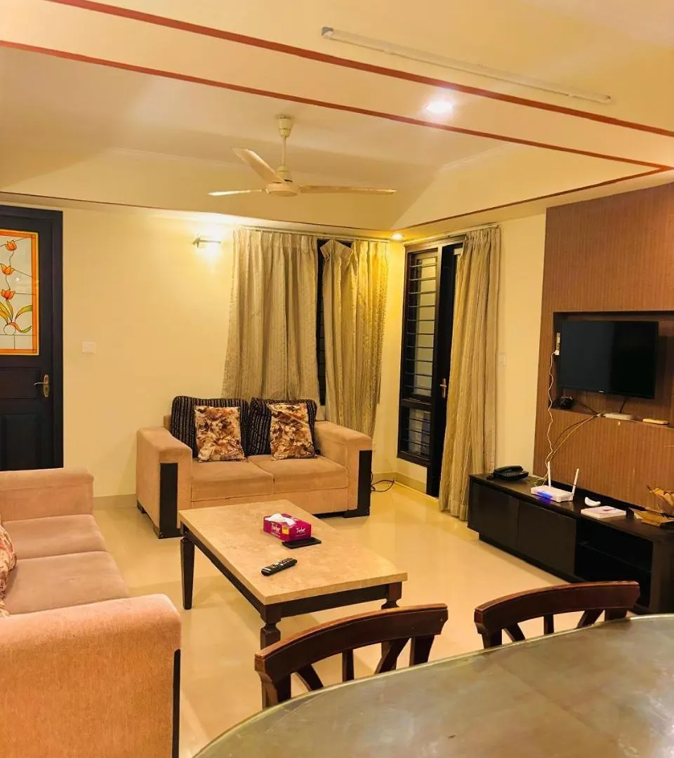 Luxus Inn Ja - Starlight Rooms Thiruvananthapuram